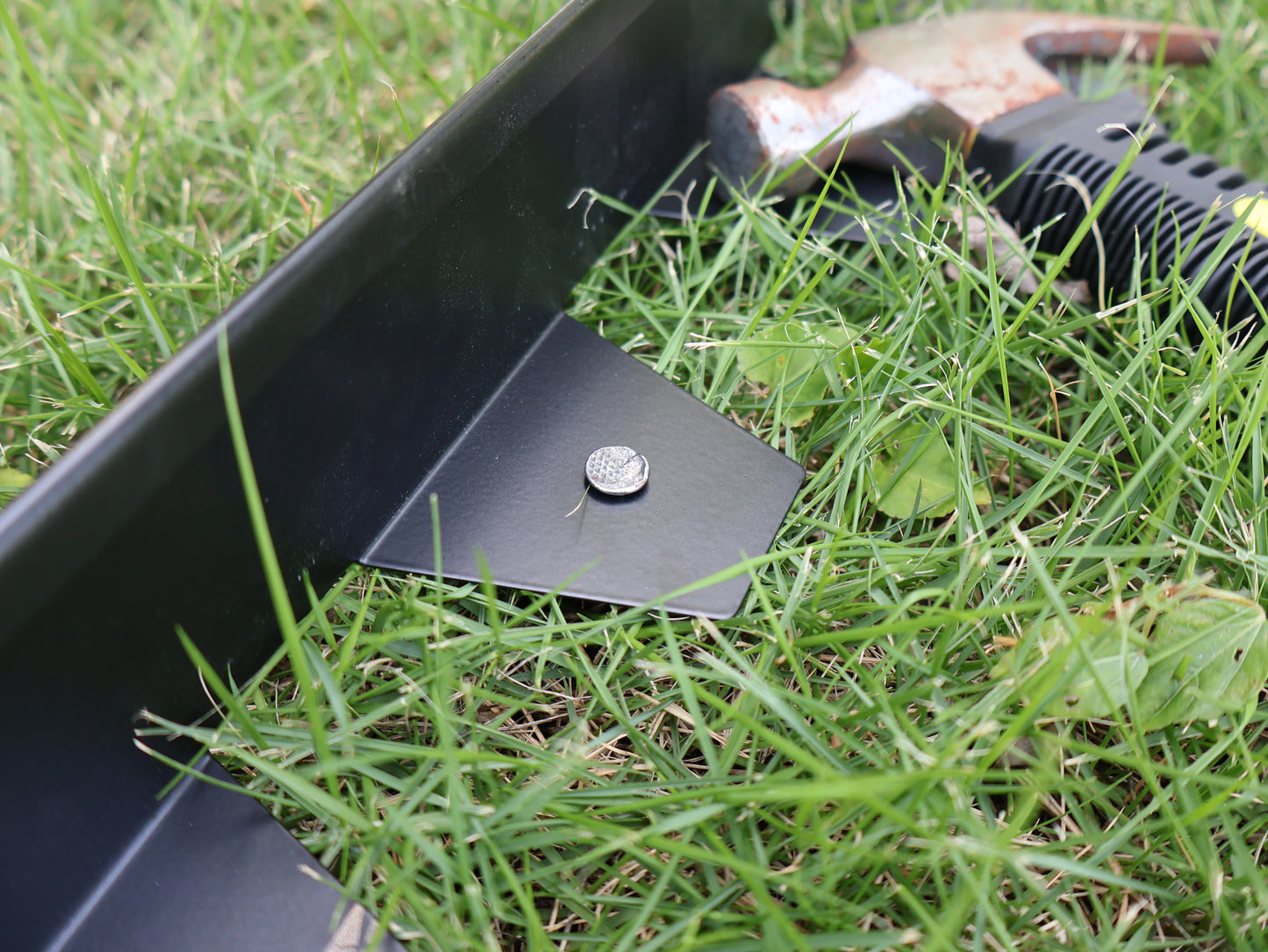 5m-Stainless Steel Garden Edging – Black Finish Landscape Border